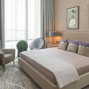 https://royal-club-by-rvhr-noora-tower-al-habtoor-city-business-bay.hotel-dubai.com