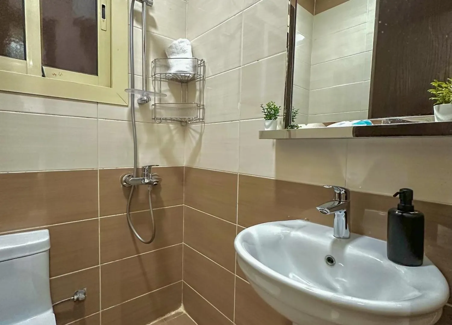 Spacious 3-Bedroom Retreat In Batha Quraish مكة